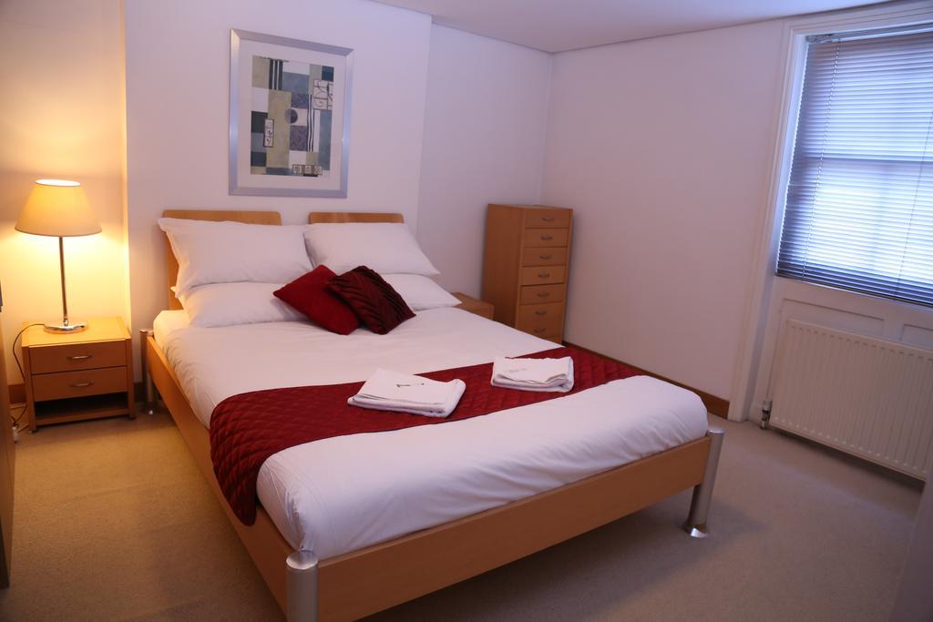 Paddington Southwick Street Apartments Londra Cameră foto